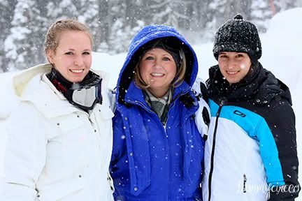 2010Ski-TheGirls