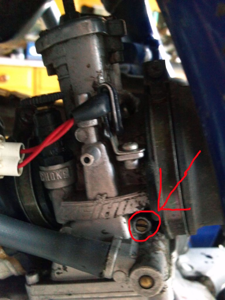 2000 yz250 air screw and idle screw? Yamaha 2Stroke ThumperTalk