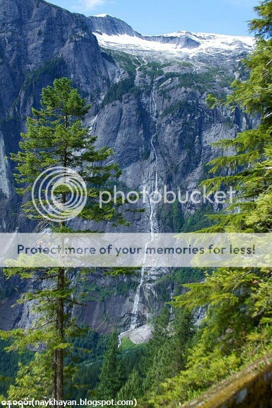 http://i1183.photobucket.com/albums/x474/konay1/general%205/9James-Bruce-Waterfall-Canada-683x1024.jpg