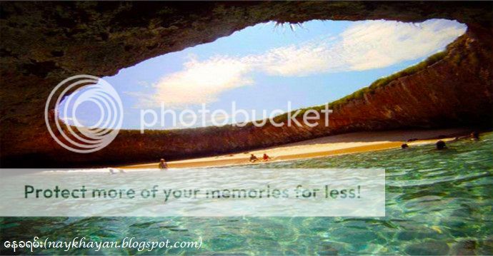 http://i1183.photobucket.com/albums/x474/konay1/general/hidden-beach-puetro-vallarta-mexico-woe2-690x359.jpg