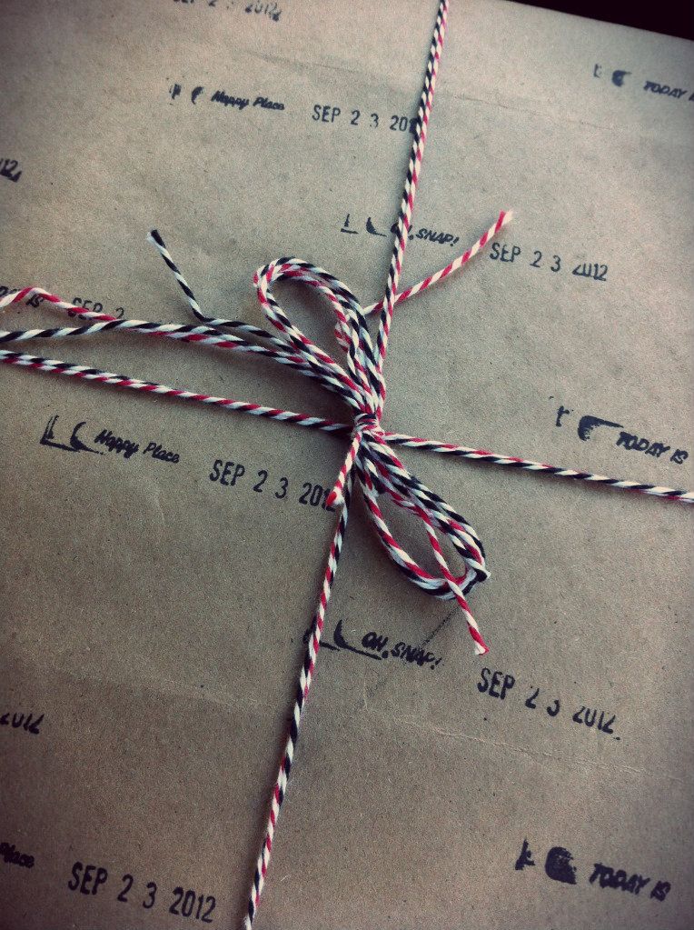 the DIY: PERSONALIZED GIFT WRAPPING